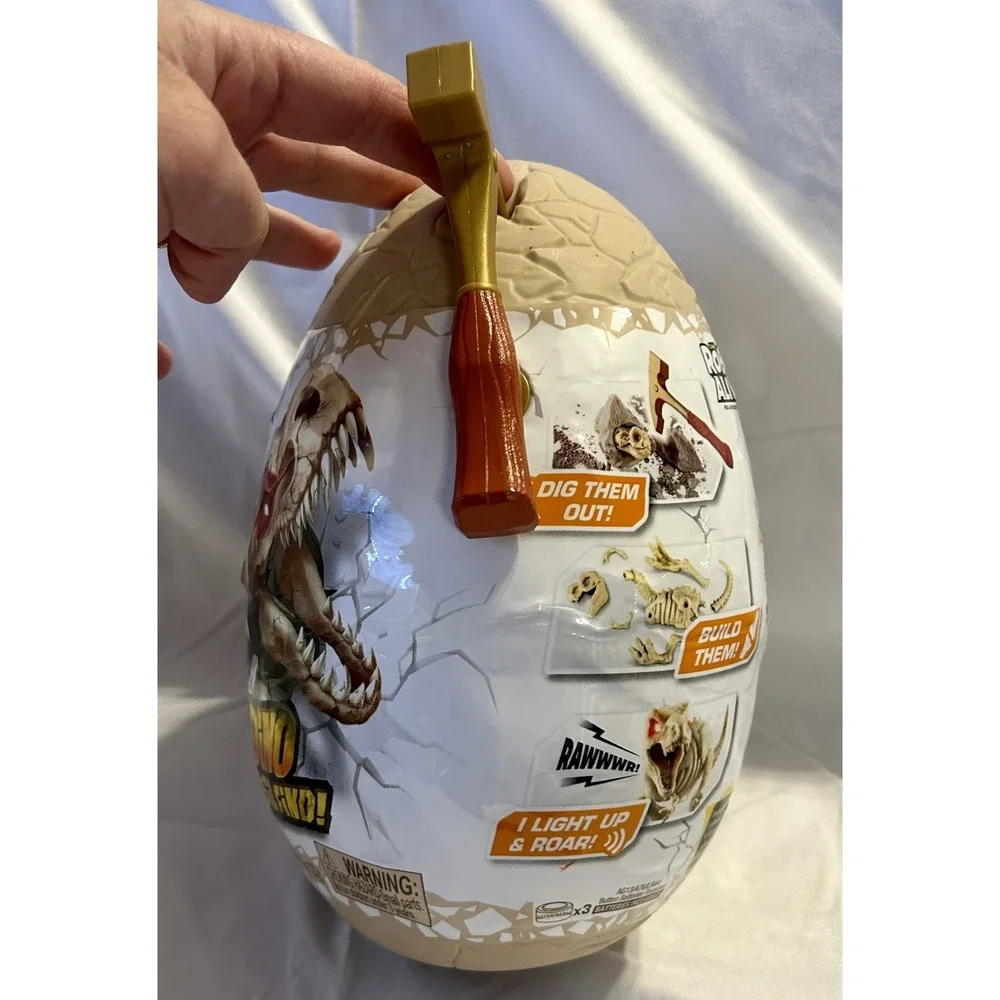 Robo Alive Dino Fossil Find Surprise Dinosaur Toy Egg (JC)